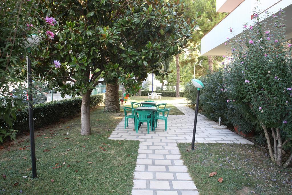 Hotel Blumen San Benedetto del Tronto Eksteriør bilde